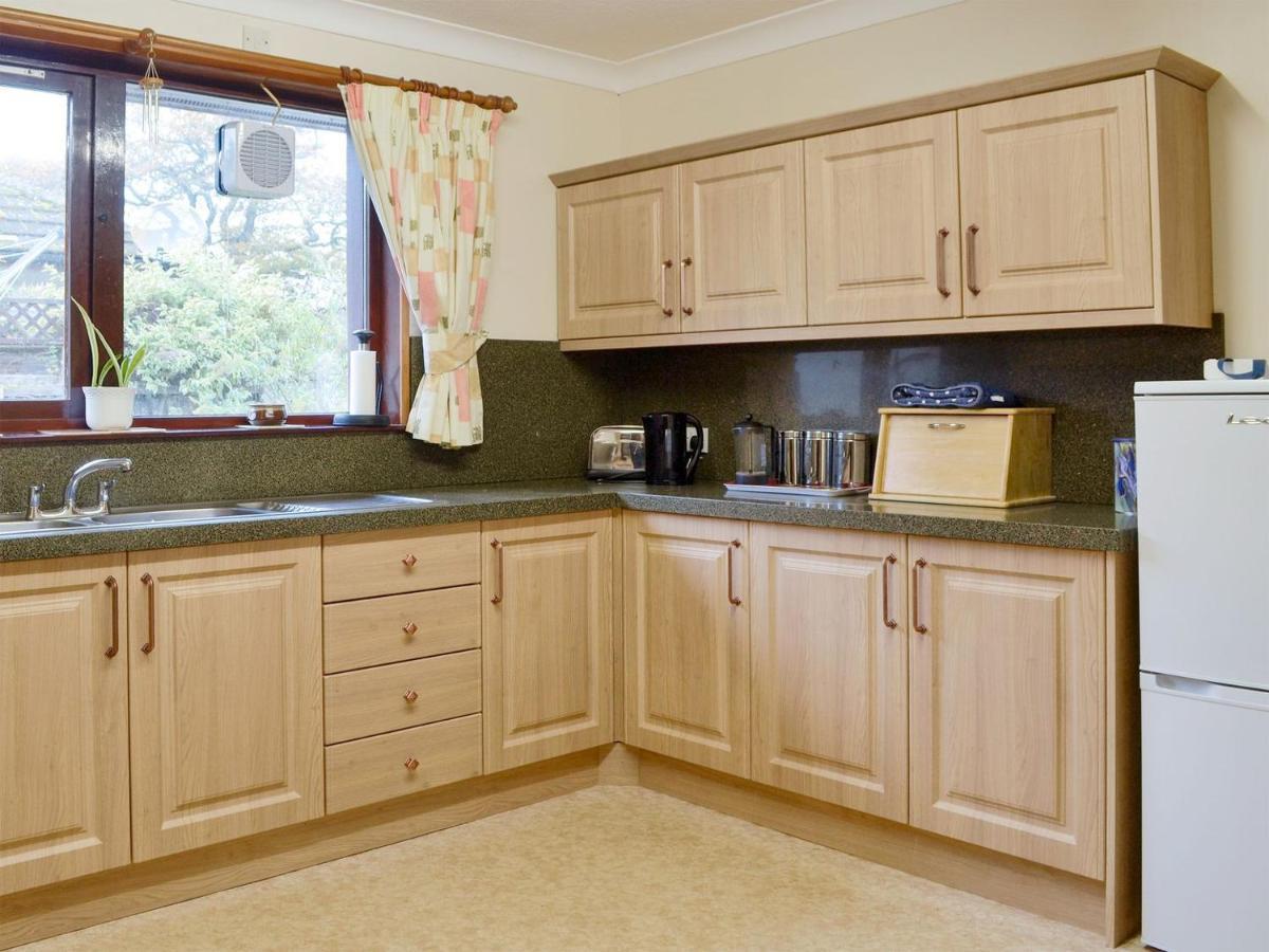 Kingfisher Cottage ピトロクリー エクステリア 写真