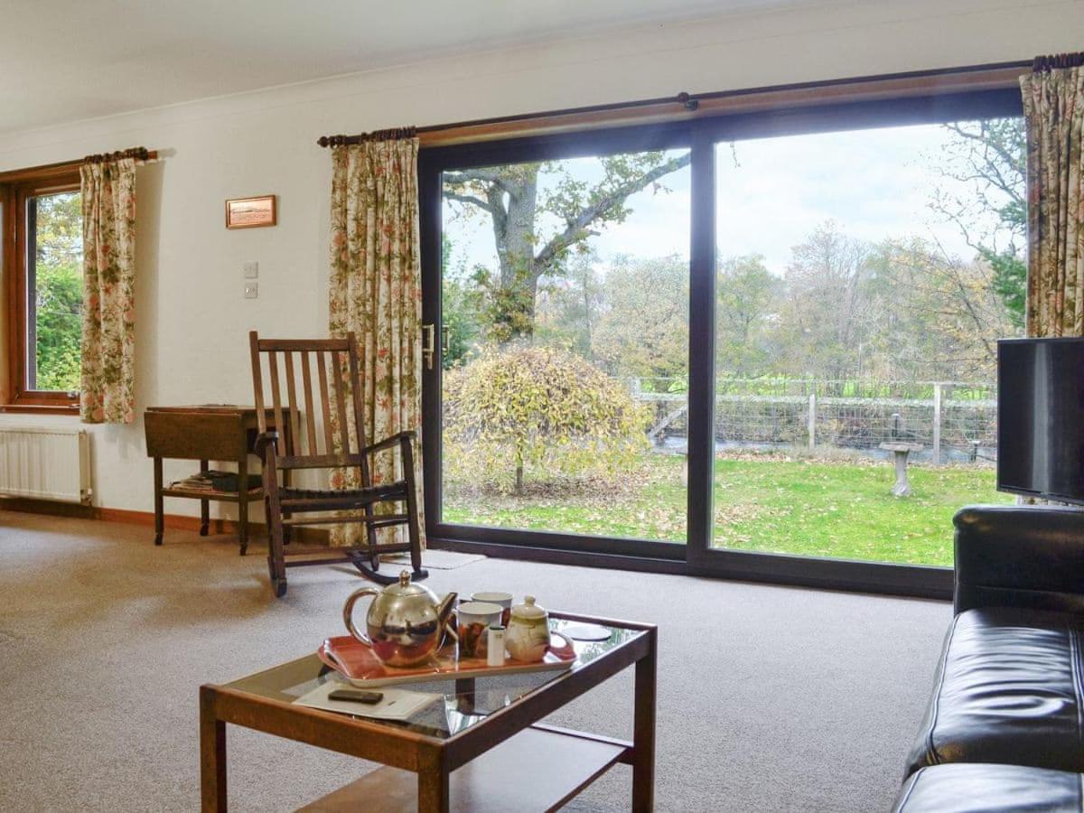Kingfisher Cottage ピトロクリー エクステリア 写真
